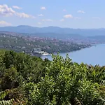 With Parking Space Opatija - Pobri, Opatija - 7813 Matulji