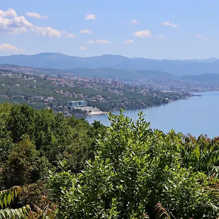 With Parking Space Opatija - Pobri, Opatija - 7813 Matulji